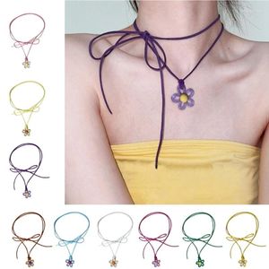 Pendant Necklaces B36D Acrylic Plum Blossom Charm Clavicle Chain Hollow Flower Choker Wedding Party