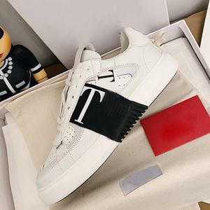 Новые дизайнерские кроссовки Calfskin Casual Shoes Men Men Women Band Conteaker Low Top Platform Shoe White Black Blue Blue Blue Lomen