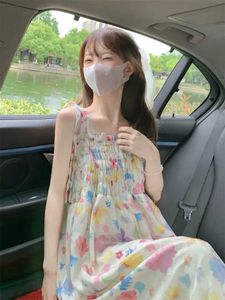 기본 캐주얼 드레스 인쇄 된 꽃 고삐 드레스 귀여운 달콤한 바람 치마 여름 패션 화이트 흰 여자 A-Line Skirt 2024c24315