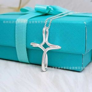 Designer Tiffay och Co Double Heart Six Star Crown Rotating Cross Pendant 925 Silver Necklace