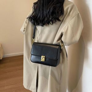 Omuz çantaları kadınlar küçük tote çanta büyük kapasite pu deri retro crossbody düz renk günlük askı ayarlanabilir kayış