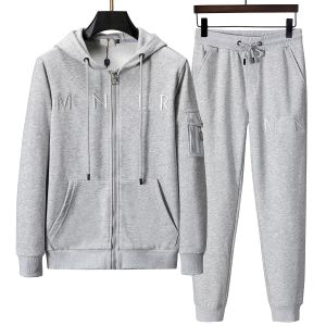 Designer Mens Tracksuits Set Jogger Sweatshirts Sport Sporting Suit Män Kvinnor Kort ärm Svettdräkter