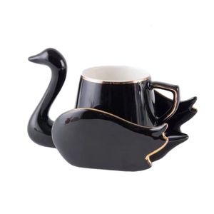 Swan luxo xícara de café pires conjunto cerâmica com mão e prato leite chá cappuccino talheres 110ml aniversário casais presentes 240304
