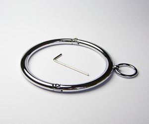 Neueste Metall Bondage Kragen Hals Ring Zurückhaltung Halskette Halskette Pins Locking Erwachsene Sex Spiele Spielzeug für Männlich Weiblich Schwarz silber9493921