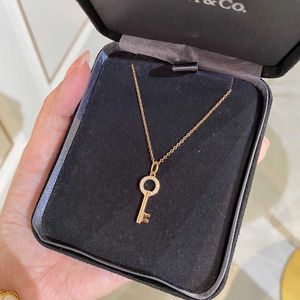 Designer V Gold tiffay and co Key Necklace High Quality CNC Exquisite Sculpture Hand Set Diamond Collar Chain for Women