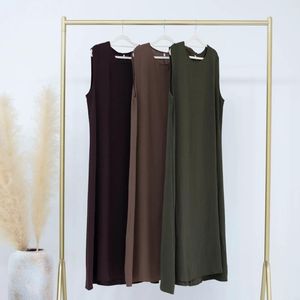 Abbigliamento etnico sotto Abaya Abito interno Inverno Islamico Interno Abito Abaya Slip Abiti senza maniche Fodera Abbigliamento base musulmana per le donne Dubai