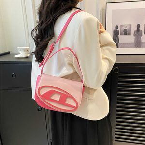 Spring Dingdang Womens Niche Design Cool Handheld Saddle Creative Versatile 60% Off Store Online