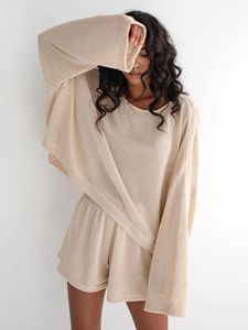 女性用のリナッドルーズパジャマ編み2ピースセットKhaki Long Sleeve O Neck Sleepwear Shorts Winter 240309付き女性カジュアルスーツ