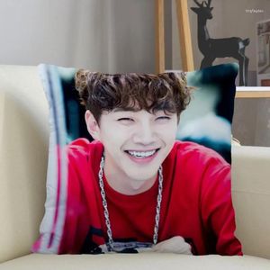 Kudde Musife Lee Junho Kpop Pillowcase Custom Square Cover Case Zipper 35x35 40x40 45x45cm 01.11