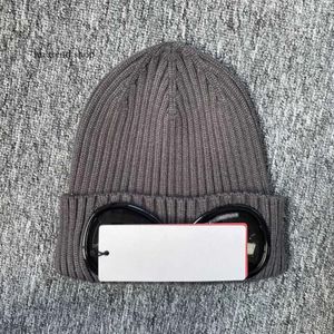 CP Två linsglasögonglasögon Beanies Män stickade hattar Skull Caps Outdoor Women Uniesex Winter Beanie Black Grey Bonnet Gorros Company 2 964