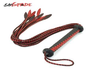 SMSPADE Nero e rosso artigianale Bondage intrecciato Boutique Flogger in pelle Equitazione Cavallo Flirtare Frusta Sculacciata BDSM Giocattoli adulti del sesso Y4685432