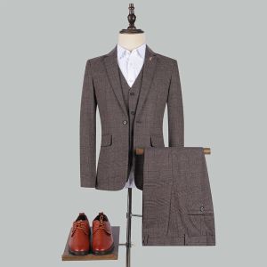 Garnitury 2023 Wysokiej jakości biznes męski (garnitur + kamizelki + spodnie) Kombinezon TreePiece Work Suit Wedding Groom Best Man Sukienka