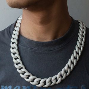 Anständig design 18mm bredd Sterling Sier Moissanite Hip Hop Iced Out Cuban Link Chain