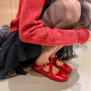 Buty zwyczajne Dimanyu damski balet 2024 Spring Flats Kobiet Moda Krzyż duży rozmiar prawdziwa skóra Mary Jane