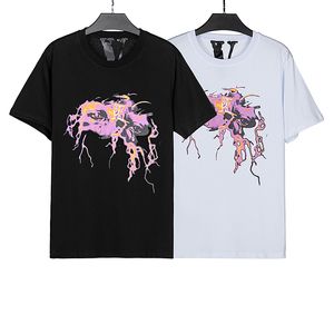 VLONE T-shirt Big "V" Tshirt Men's / Women's Couples Casual Fashion Trend High Street Loose HIP-HOP100% Cotton Printed Round Neck Shirt US SIZE S-XL 1713