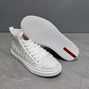 Modemärke män skor mode personlighet strass casual skor herr mid-topp stövlar hög topp läder casual skor zapatillas hombre a7