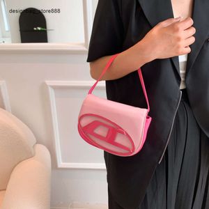 Barato por atacado liberação limitada 50% desconto bolsa moda dign primavera novo personalizado legal das mulheres na moda sela saco único ombro crossbody portátil