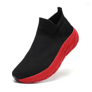 Bekväma skor 619 Sock Walking Men Slip-On Leisure Sneakers Kvinnor Andningsbara utomhus Jogging Sports Gym Training
