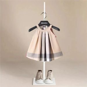 Casual neonate abiti estivi bambini senza maniche carino a righe stile Englang moda O-collo A-line abiti da principessa per ragazze 240305