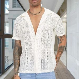 Camisas casuais masculinas 2024 puro a céu aberto verão cor sólida oco para fora sexy rendas mangas curtas camisa transparente streetwear masculino topos