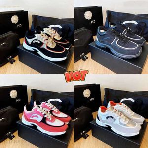 Sneakers Channel Buty Designerskie damskie buty do biegania na zewnątrz odblaskowe vintage zamszowe skórę i męskie trenerzy moda Derma 272 118