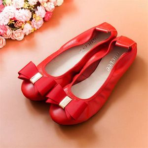 Casual Shoes Aucvee Round Toe Slip On Loafers Ballet Flats Platform Brogues Ladies Gladiator Women 2024 Äkta lädersneakers