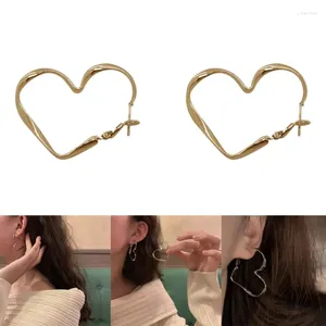 Hoop örhängen Big Hollow Heart Pendant Earring Street Korean Fashion Jewelry