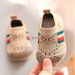 Baby soft soled baby walking breathable mesh 2021 spring and autumn single 0-1-2 years old childrens kick