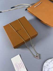 Luxury Pendant Necklace Copper Pink Crystal Engraved Alphabet Letter V Shape Charm Choker For Women Jewelry Party Gift