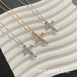 Designer tiffay and co Cross Necklace S925 Silver High end Fashion Diamond Inlaid Couple Collar Chain