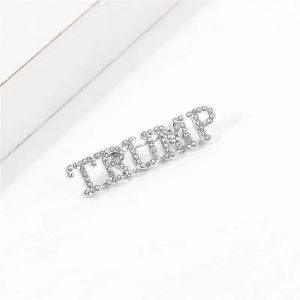 Silber-weiße, luxuriöse Kristall-Unterstützung Trump 2024 Brosche DIY Diamond Badge Crafts 2024317