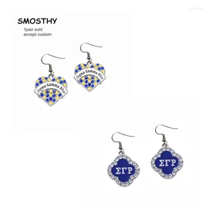 Kolczyki Dangle 1Pair Sigma Gamma Rho Crystal Charm Carming Borring Bractwo Bractwo liść szkliwa niebieska żółta dekoracja metalowa OGE057