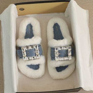 Non-Brand Wholesale AutumnWinter Indoor HBP Open Toe Flat Bottom Fashionable Warm Plush Slippers Female