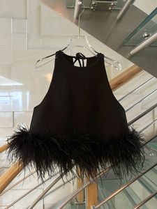 2024 Frühling Schwarz Damen Tops Designer Federn Rückenfrei Ärmellos Mini Damen Tanks Sexy Prom Camis 31702