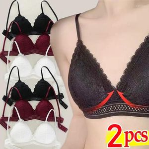 Sutiãs 1/2pcs Sexy Lace Underwear Francês Triângulo Cup Underwaist Push Up Mulheres Lingerie Moda Sutiã Intimate Vestuário com Patch de Peito