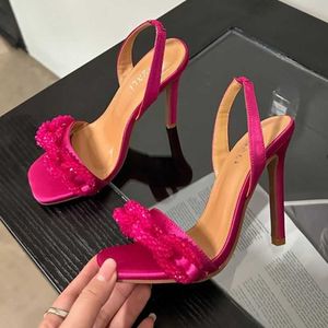 HBP icke-märke Sandalias Luxury Designer Strange Trendy Square Toe Sandaler Sling Back Rosy Pink Heels For Women Shoes