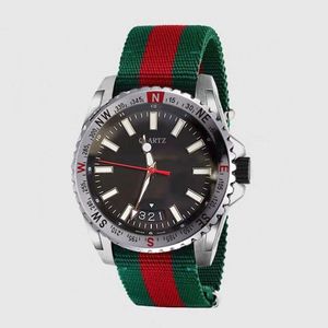 Montre de luxo relógio masculino data automática movimento quartzo relógios moda mostrador preto pulseira de náilon relógio masculino homem relógios de pulso 40mm289p