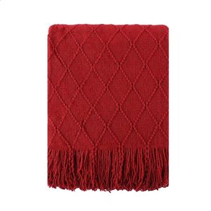 Inyahome Decorazioni natalizie Coperta rossa con frange Letto geometrico Coperta bordeaux Decorativa invernale grande per divano divano 240307