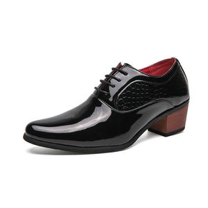 HBP Sapatos masculinos de salto alto sem marca, sapatos formais de escritório com cadarço, bico fino, couro envernizado, sapatos sociais para homens