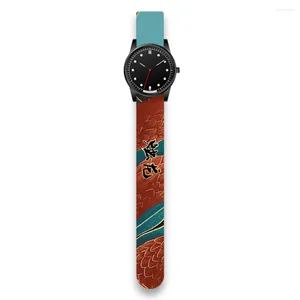 腕時計洗練されたティーンエイジャーのためのパーソナライズされた創造的なニッチ時計男の子の女の子中学生デザインクォーツコンセプトアート年