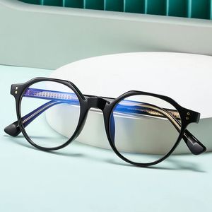 Trending Blue Light Blocking Mens Retro Glasses TR90 Anti Radiation Eyeglasse Round Transparent Fashion Eyewear 240314