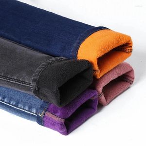 Kvinnors jeans 26-40 storlek vinter kvinnor färgglada fleece sammet hög midja denim byxor sträcker varma penna byxor tjocka mager