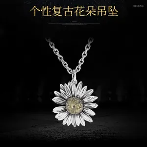 Pendant Necklaces NY SummerDaisy Flower Necklace For Men's Retro Personalized As A Gift Boyfriend