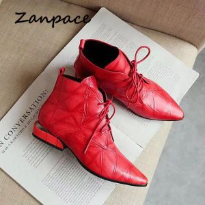 Buty Zanpace Women Boots Modne buty kostki dla kobiet spiczasty palce koronkowe buty damskie niskie obcasy skórzane buty