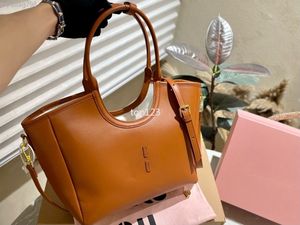 Fashion Miui Large Tote Bag Designer Tote Bag Luxury Lamb Wool Handbag Shopping Bag High Quality Leather Underarm Bag Women's Fleece Bag