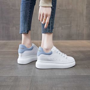 Inner increase small white shoes women's spring and autumn leather sports shoes platform platform platform women's shoes Q240318