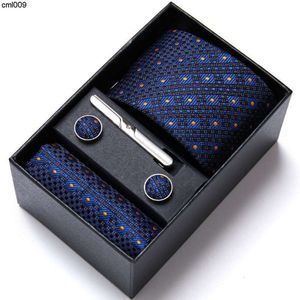 Cravatta firmata da uomo Confezione regalo Set formale da lavoro per matrimoni Lavoro Camicia Accessori Nuovo stile estivo 612t