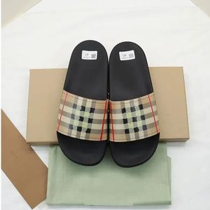 Designer Sandaler Summer Women Slippers Designer Retro Plaid Slides Fashion Luxury Sandals Flat Bottom Anti Slip Beach Sandal Holiday Slippers Room Shoes 43569