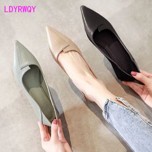 Boots Ldyrwqy shicheleded softsoled مدببة من الجلد الناعم الناعم مرفق الرسميات الرسمية أحذية متوسطة