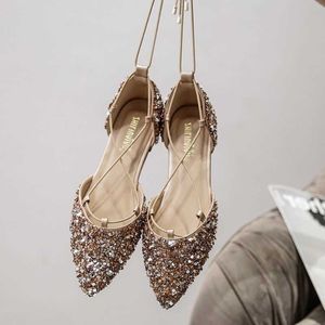HBP Non-Brand Outdoor Sandalias Summer Ankle Strappy Bling Sequin Closed Toe Luxury Flat Sandals for Women